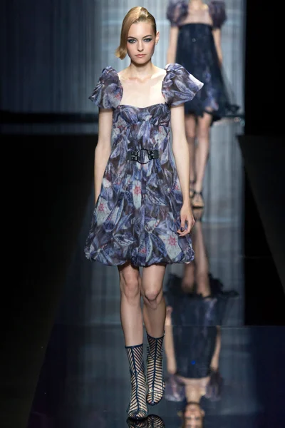 Look 19